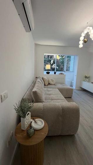 Apartament cu 4 camere semidecomandat în Ștefan cel Mare