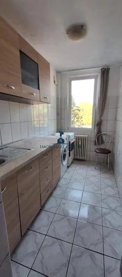 Garsonieră decomandată în Berceni