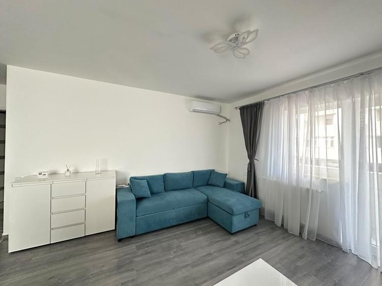 Apartament cu 2 camere în Apărătorii Patriei