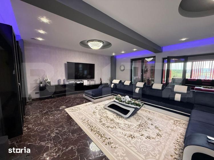 Casă cu 5 camere decomandat cu Teren 3500 Mp în Ardud