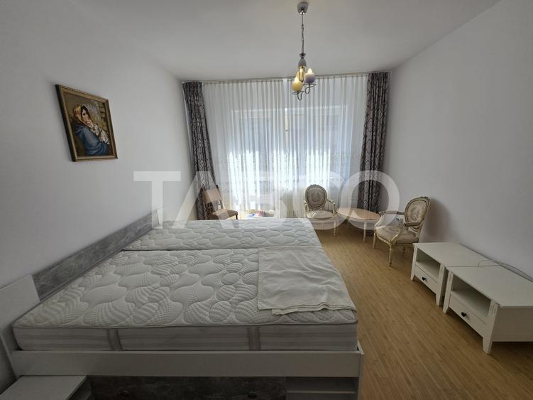 Apartament cu 4 camere decomandat, mobilat în Mihai Viteazul