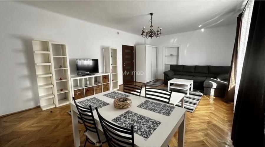 Apartament cu 2 camere semidecomandat în Vest