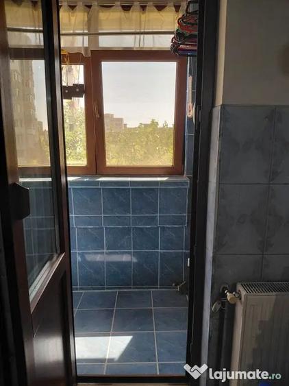 Apartament cu 2 camere decomandat în Micro 19