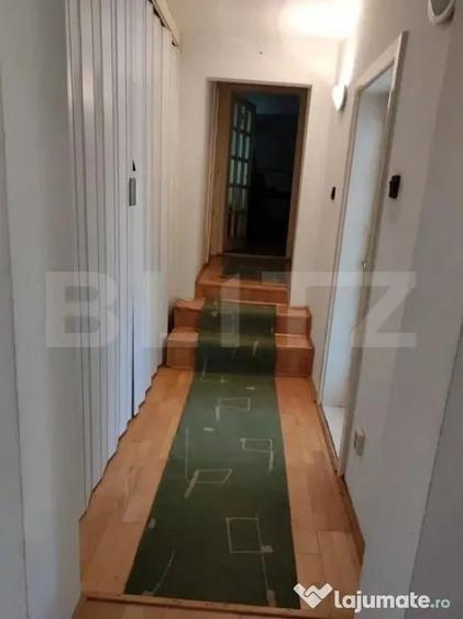 Casă cu 7 camere cu Teren 330 Mp în Burdea