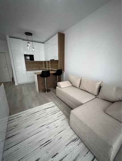 Apartament cu 2 camere în Baza 3