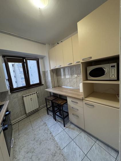 Garsonieră decomandată în Timpuri Noi