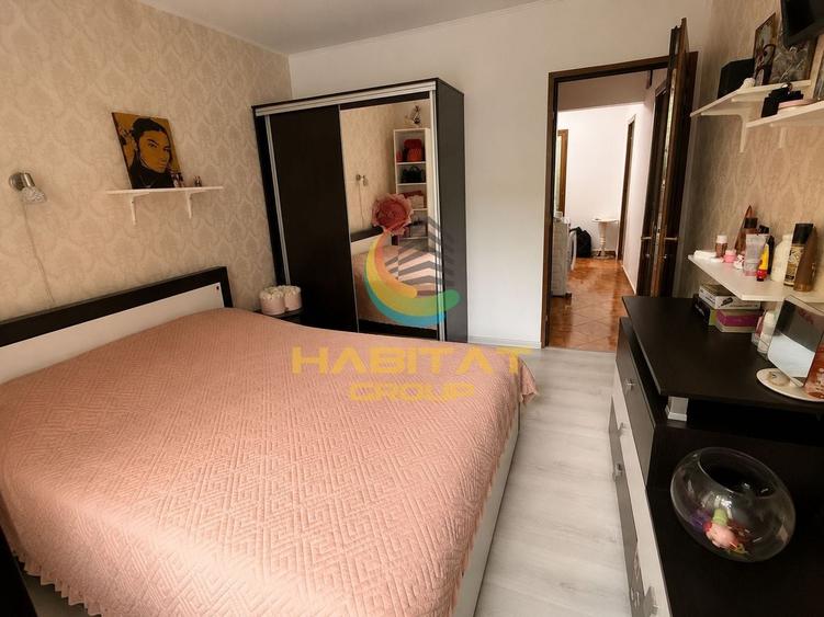 Apartament cu 3 camere decomandat, mobilat în Apărătorii Patriei
