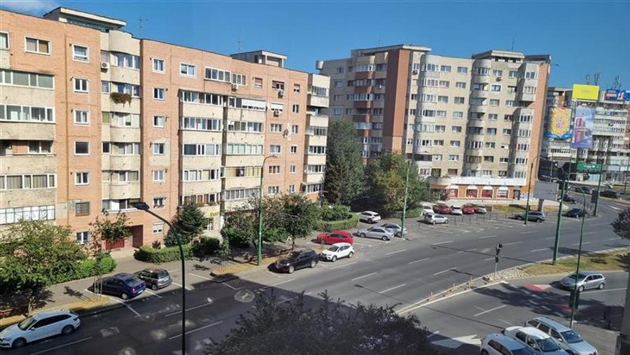 Garsonieră semidecomandată, mobilată în Centrul Civic