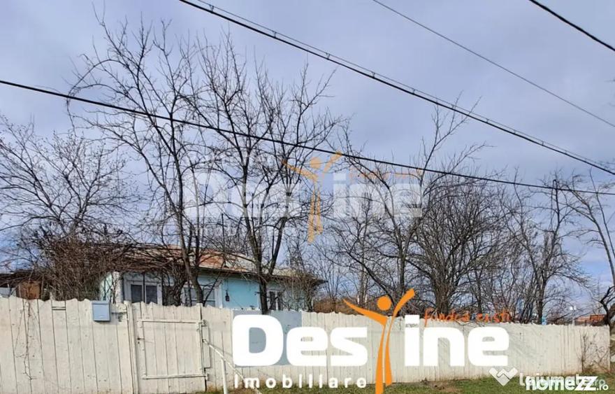 Casă cu 2 camere cu Teren 1250 Mp în Uricani