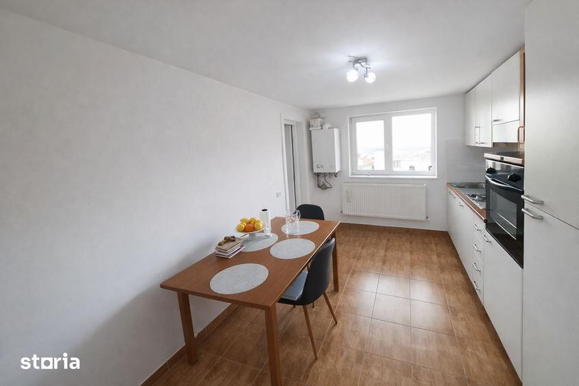 Casă cu 4 camere cu Teren 376 Mp în Traian