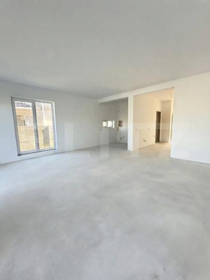 Duplex cu 4 camere cu Canalizare în Dumbrăvița