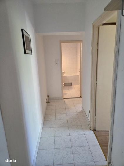 Apartament cu 2 camere, mobilat în Central