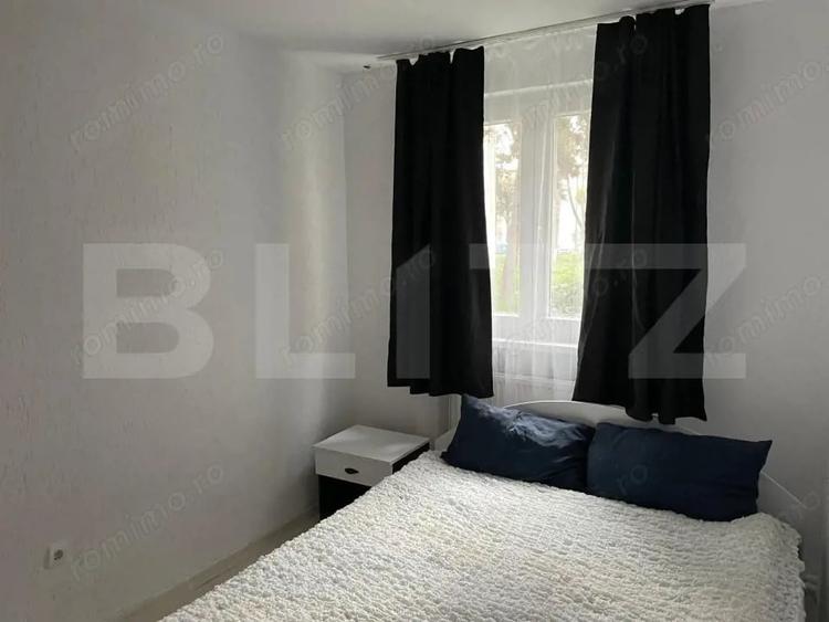 Apartament cu 3 camere semidecomandat, mobilat în Rovinari