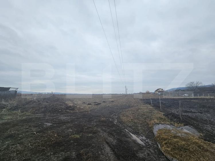 Teren agricol extravilan de 9000 mp, în Ocna Mureș