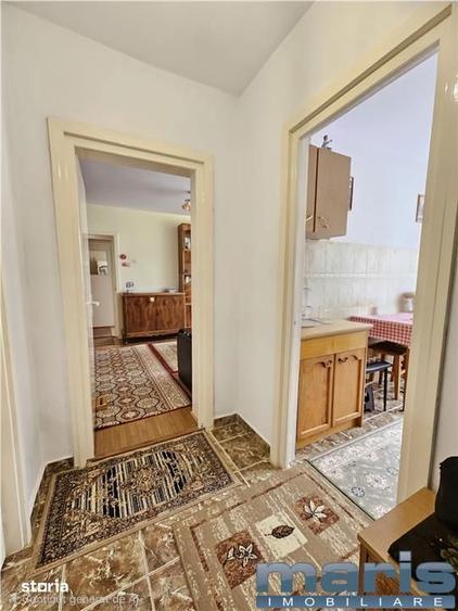 Apartament cu 2 camere semidecomandat, mobilat în Aleea Carpați