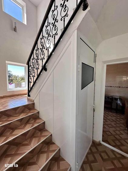 De vanzare casa noua din caramida, P+M,teren de 3000 mp,8 min de Roman - 8