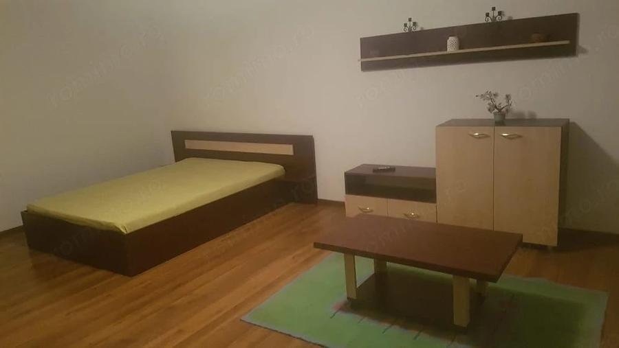 Garsonieră decomandată în Buziașului
