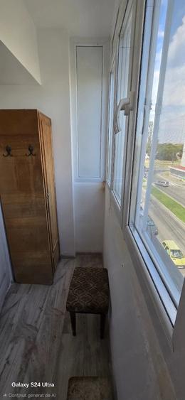 Apartament cu 4 camere semidecomandat în Central