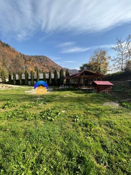Casă individuală cu 6 camere cu Teren 878 Mp în Tarcău