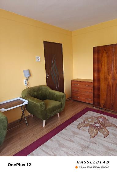 Apartament 2 camere de vânzare – Beiuș | Balcon generos | Vedere spre dealurile  - 5
