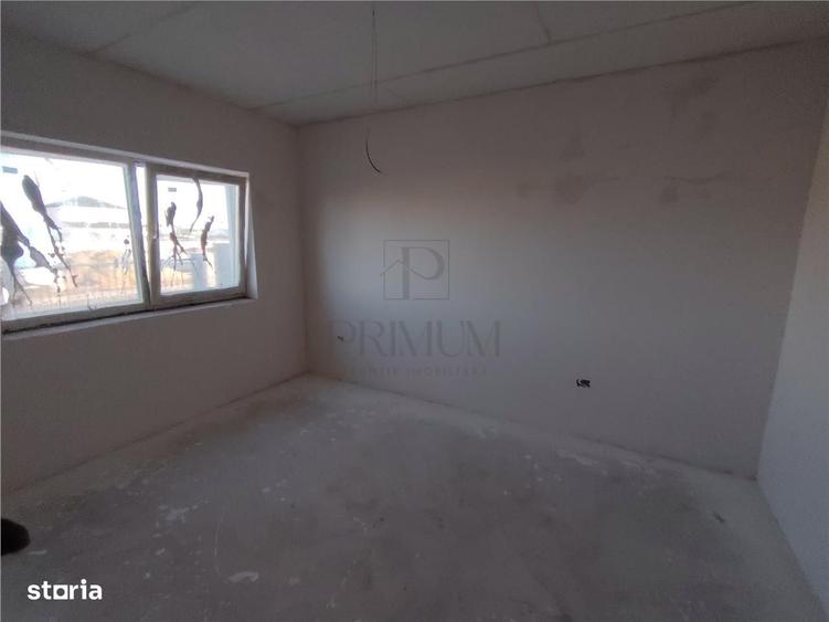 Casă cu 3 camere decomandat în Moșnița Nouă