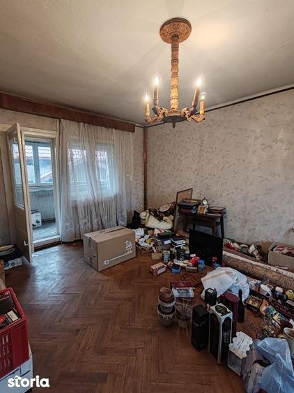 Casa spatioasa cu teren generos, aproape de centrul orasului Targu Lap - 2