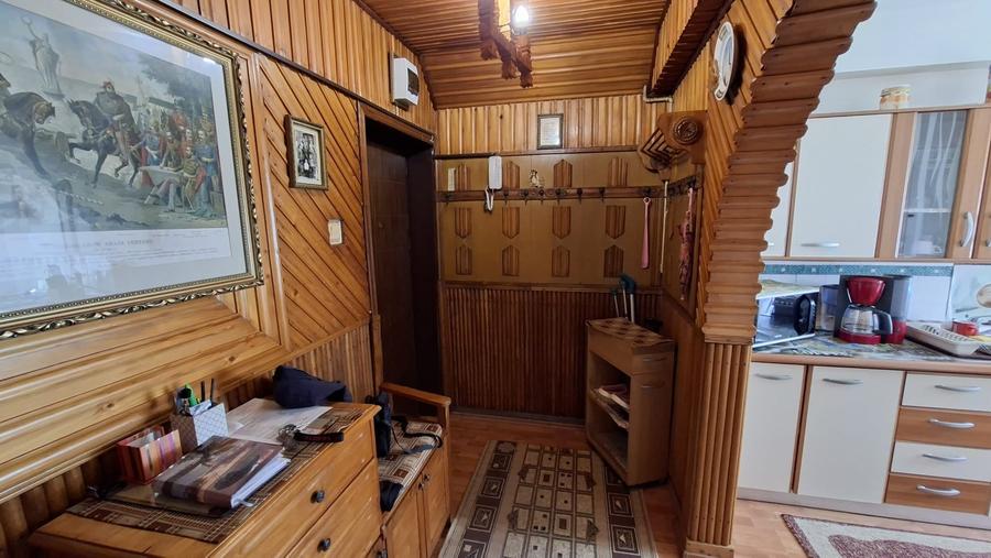 Apartament cu 2 camere semidecomandat în Libertății