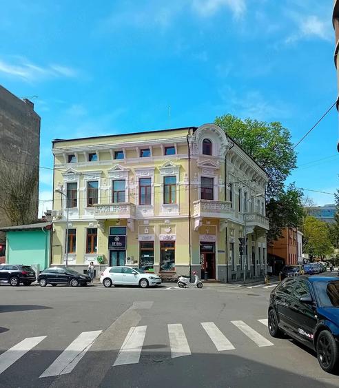 Casă cu Teren 325 Mp în Armeneasca