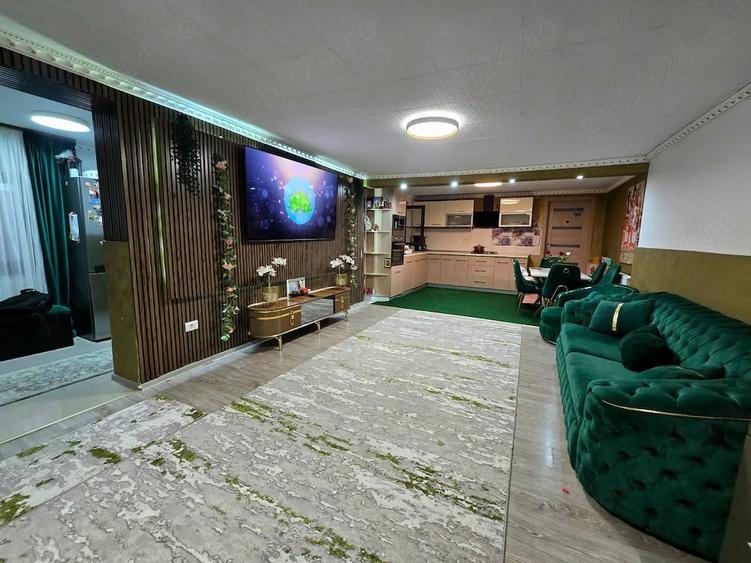 Casă cu 3 camere cu Teren 238 Mp în Andronache