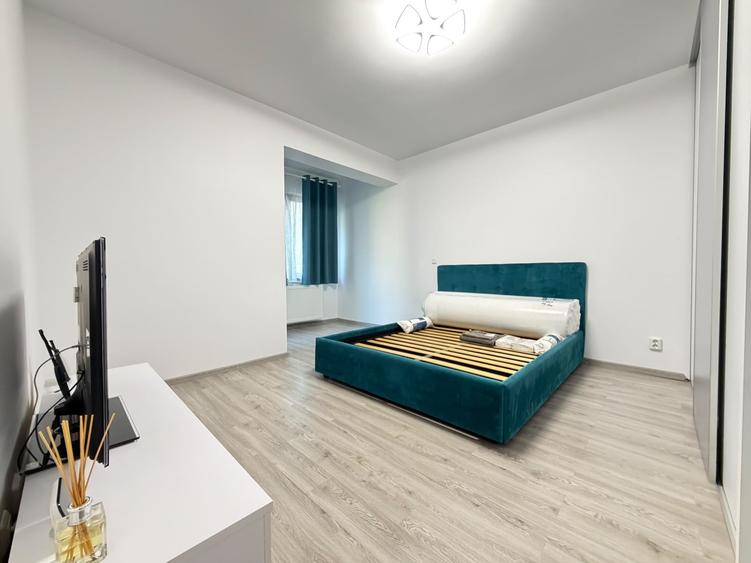 Apartament cu 2 camere semidecomandat, mobilat în Metalurgiei