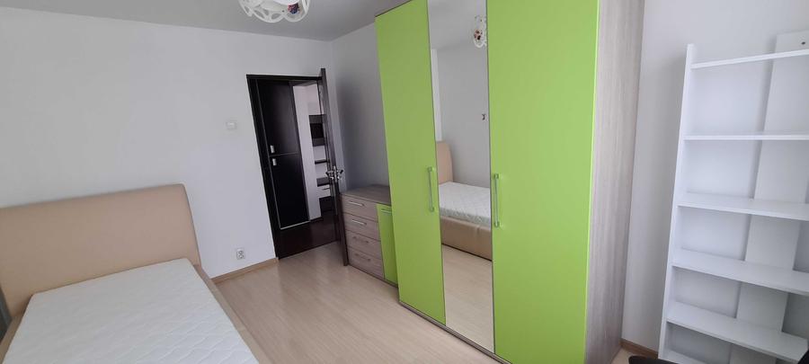 Inchiriez apartament 3 camere Hunedoara, bloc reabilitat, loc parcare. - 4