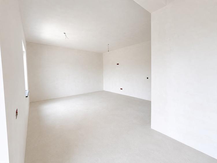 Triplex P+1 de Vânzare Dancu Iași 2026 - 93mp + Teren 110mp - 140.000€ - Comision 0% - 7