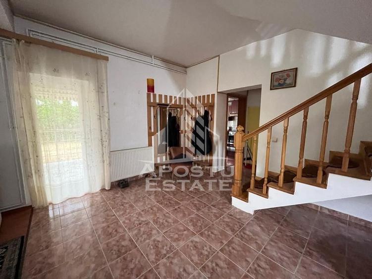 Casă cu 5 camere cu Canalizare în Girocului
