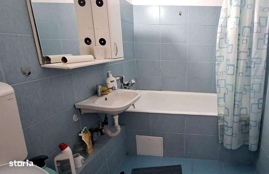 Apartament cu 2 camere decomandat în Zorilor