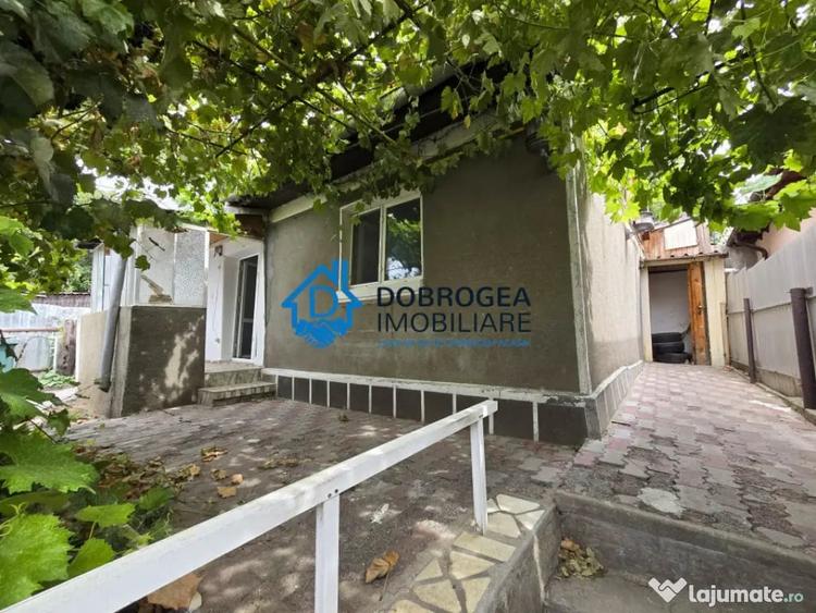 Casă cu 3 camere cu Teren 165 Mp în Central