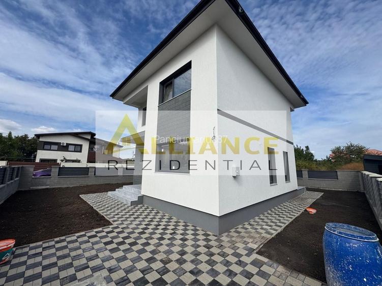 Casa Individuala - 4 camere - 2 bai - 320mp teren