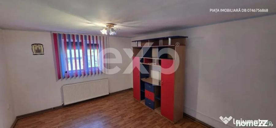 Casă cu 7 camere cu Teren 1000 Mp în Râncăciov
