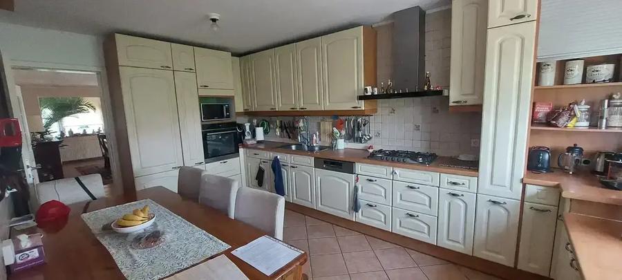 Casă cu 8 camere cu Piscina în Corbeanca