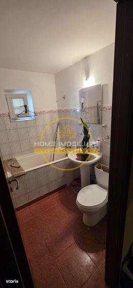 Apartament cu 3 camere decomandat în Dacia