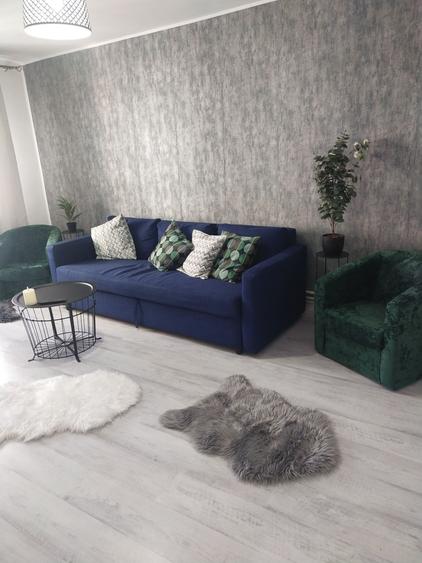 Apartament cu 4 camere decomandat în Spătaru