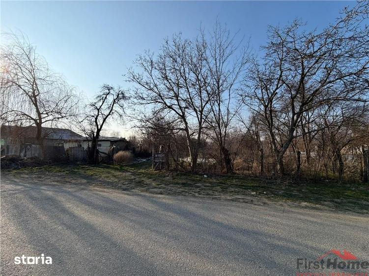 Teren de 6057 mp, în Vânători