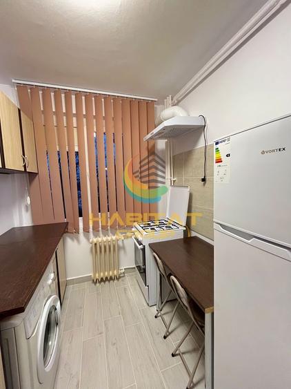 Apartament cu 2 camere decomandat, mobilat în Apărătorii Patriei