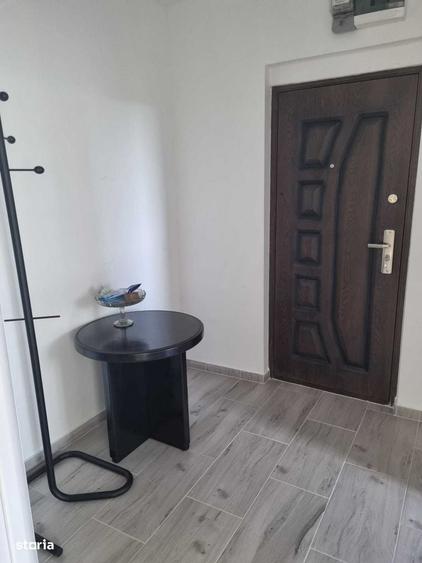 Apartament cu 2 camere decomandat în Basarabia