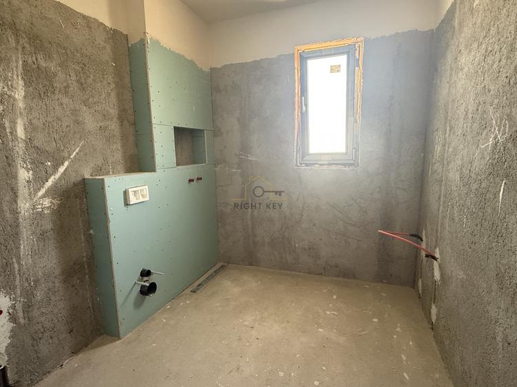 Casă individuală cu 5 camere cu Canalizare în Dragomirești-Vale