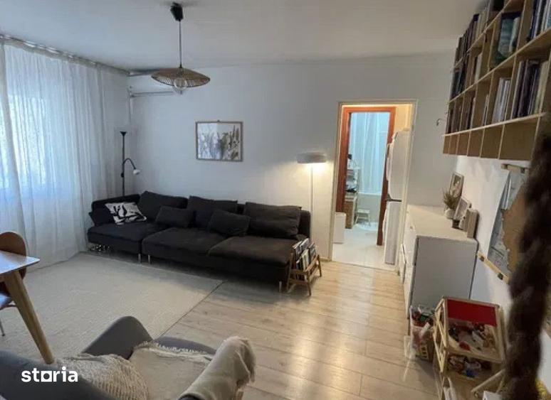 Apartament cu 3 camere în Tătărași