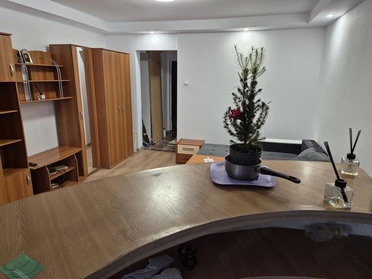 Garsonieră semidecomandată în Brâncoveanu