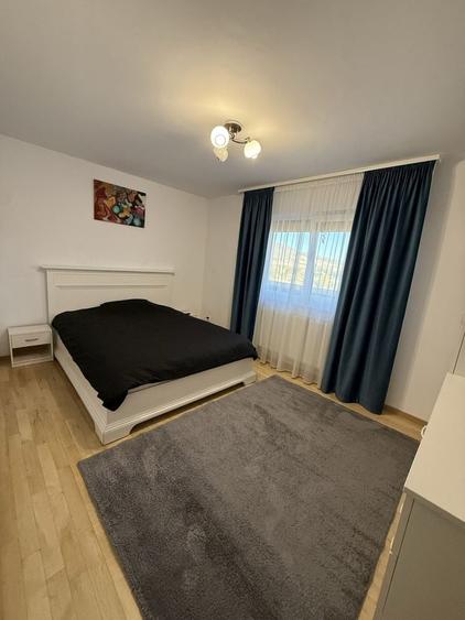 Apartament cu 3 camere decomandat în Lazaret
