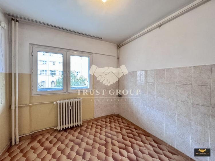 Apartament cu 2 camere decomandat în Moșilor