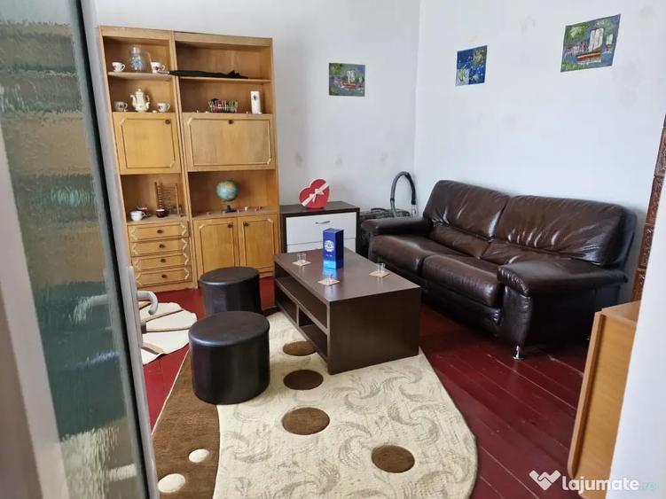 Casă cu 3 camere în Tortoman