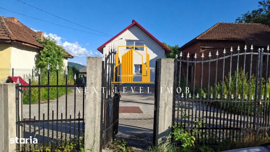 Casă cu 3 camere cu Teren 673 Mp în Corbi
